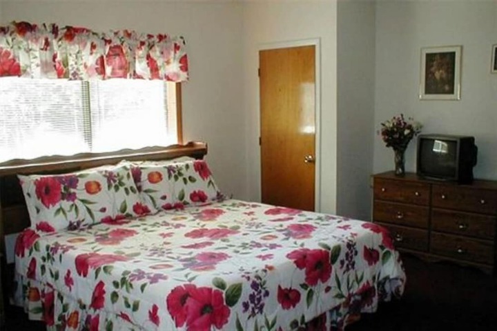 Room 14 of 15