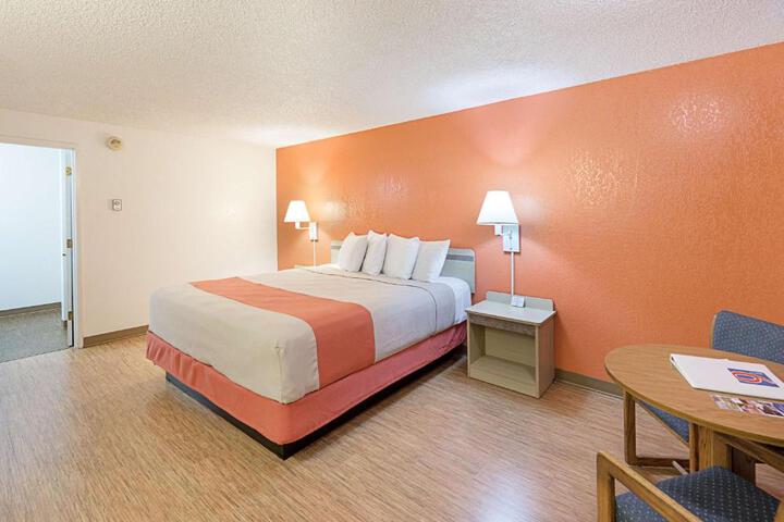 Motel 6 Gold Beach OR