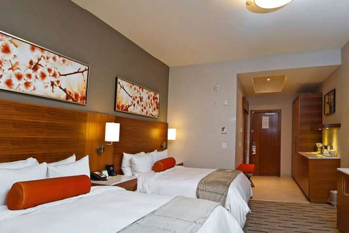 Room 27 of 63