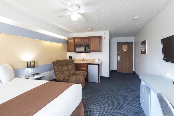 Room 18 of 47