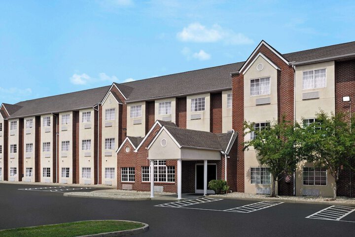 Microtel Inn & Suites by Wyndham Florence / Cincinnati Airport