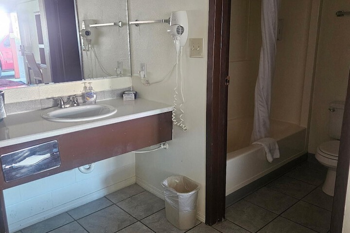 Camaray Motel