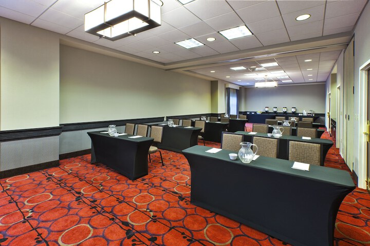 Hampton Inn & Suites Providence / Warwick-Airport