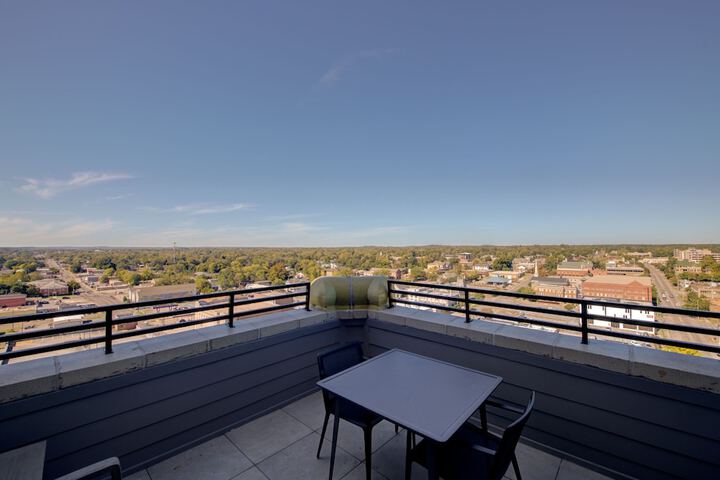 Threefoot Hotel Meridian, a Tribute Portfolio Hotel