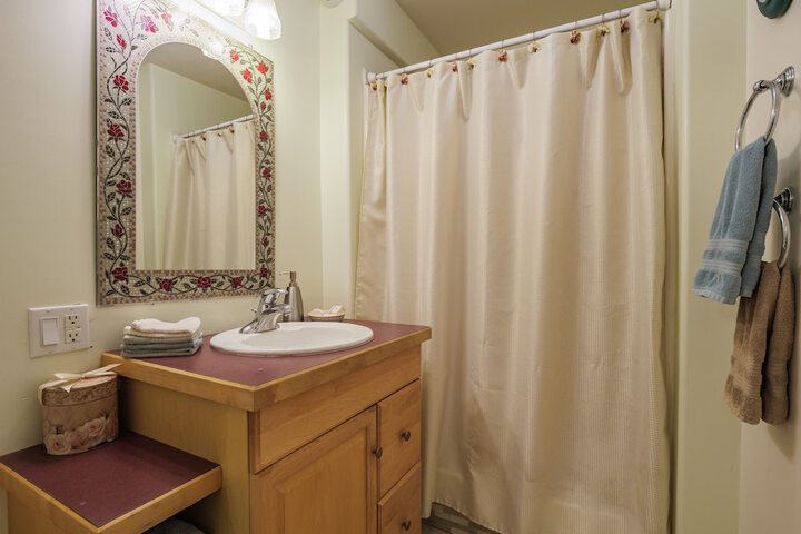 Denali Primrose B & B