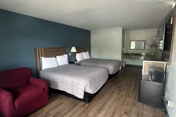 Key West Inn - Clanton