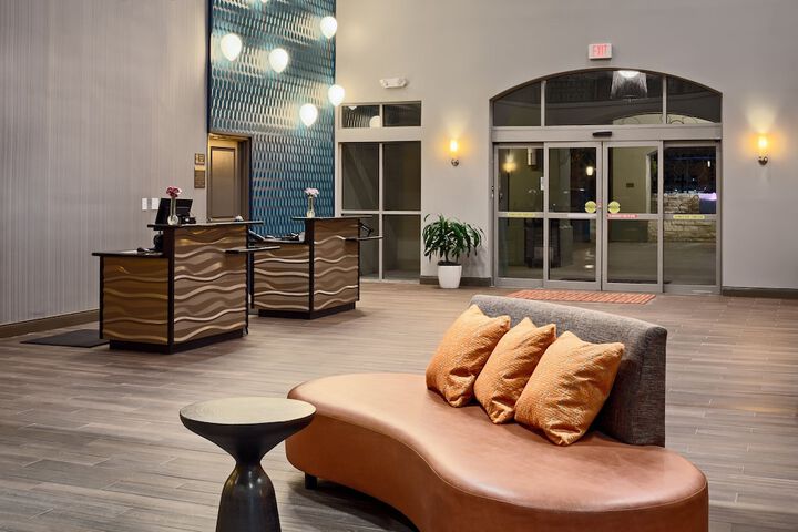 Hotel 8 of 61
