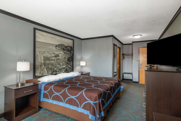 Room 21 of 26