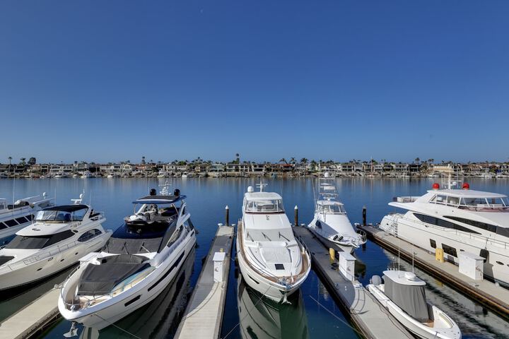 Balboa Bay Resort