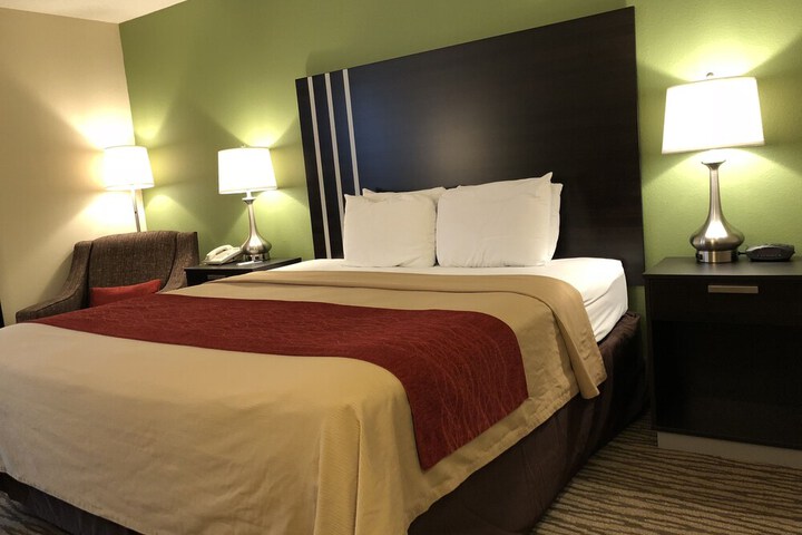 Room 20 of 35