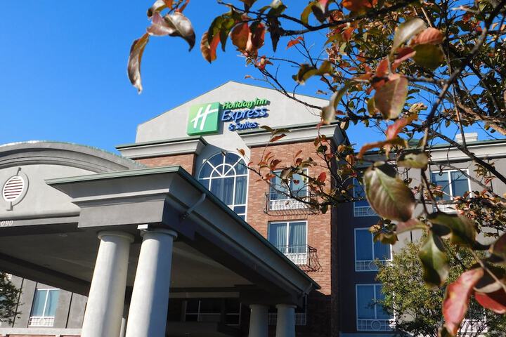 Holiday Inn Express & Suites Millington by IHG