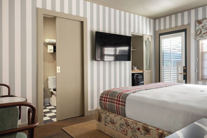 Room 22 of 79