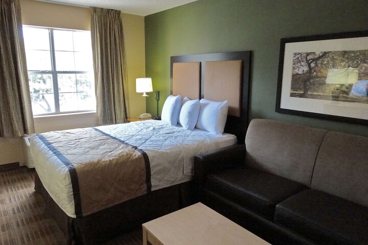 Room 17 of 43