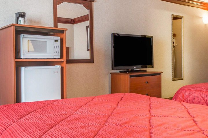 Quality Inn & Conference Center Brattleboro North