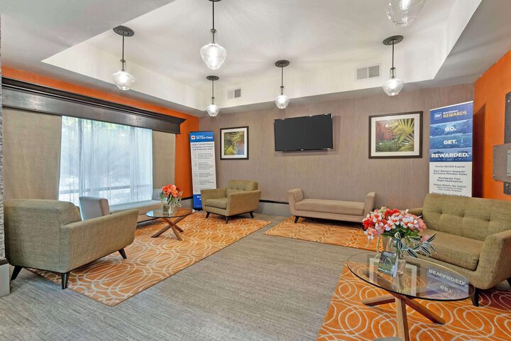 Best Western Magnolia Inn & Suites