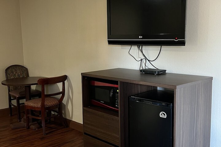 Room 13 of 15