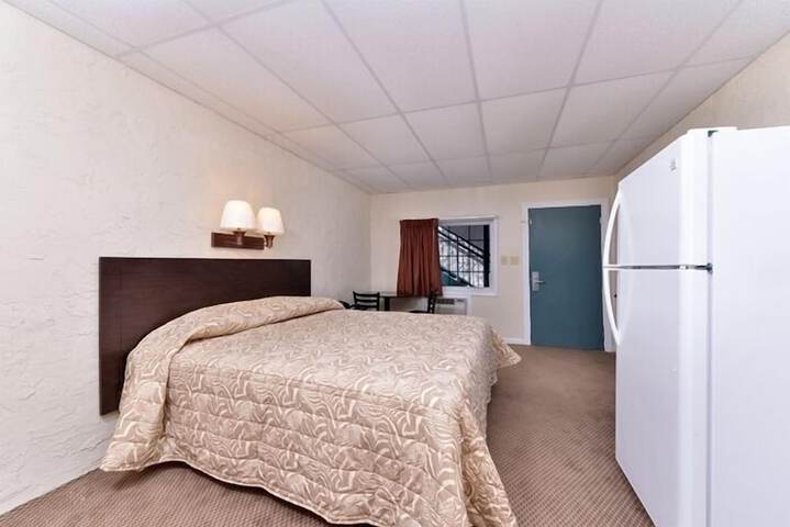 Room 16 of 43
