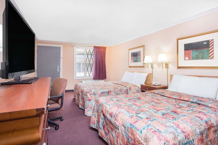 Room 14 of 15