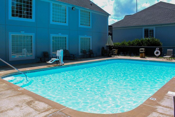 Pool 5 of 32