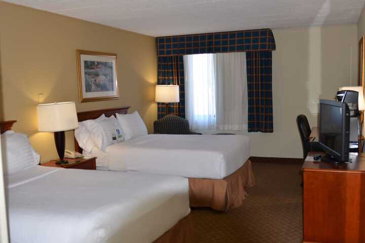 Room 12 of 44