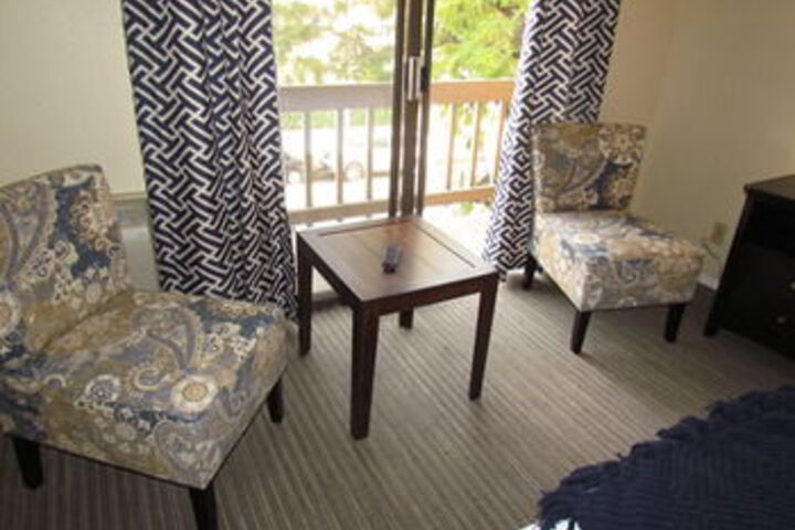 Beverly Hill Suites