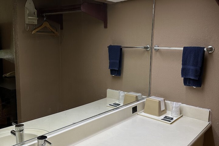 Room 19 of 21