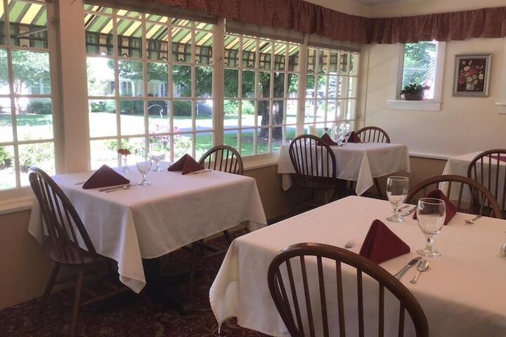 Dining 105 of 113