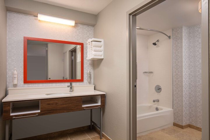 Hampton Inn & Suites El Paso-Airport