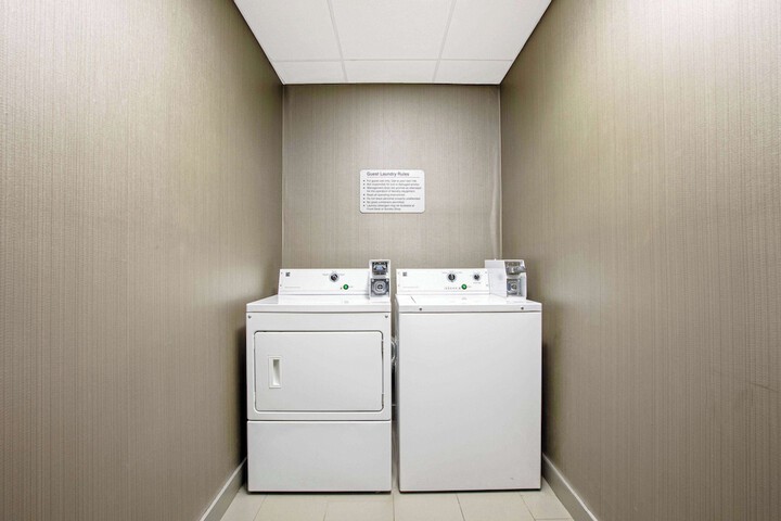 Room 18 of 30