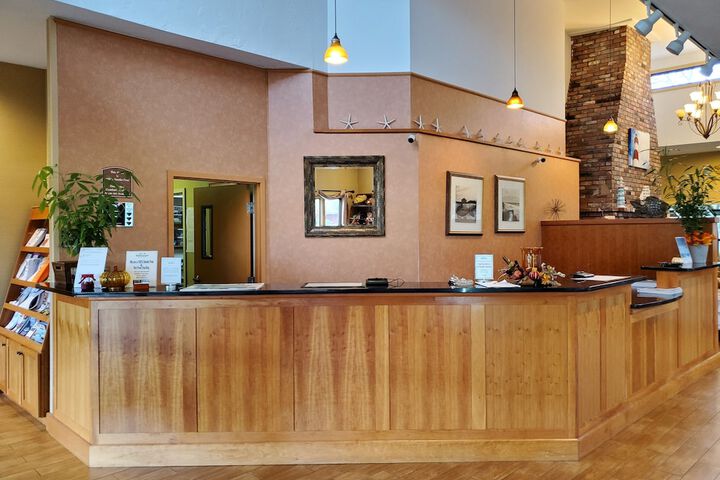 Hotel Interior 17 of 40