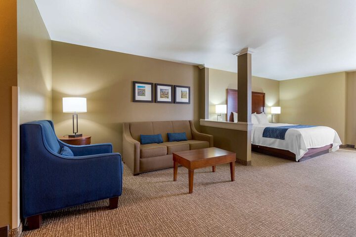 Room 18 of 39