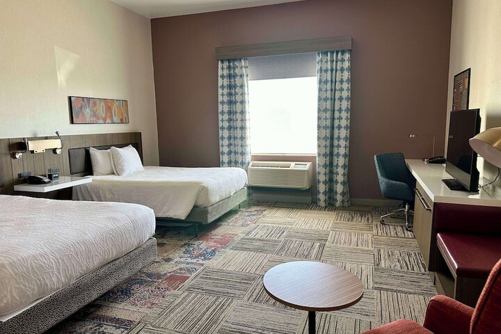 Room 42 of 65