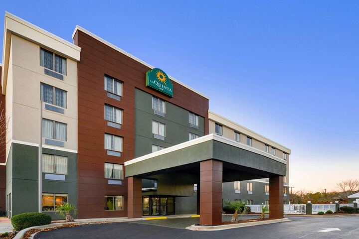 Hotel 3 of 30