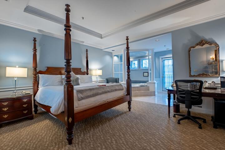 Room 16 of 34