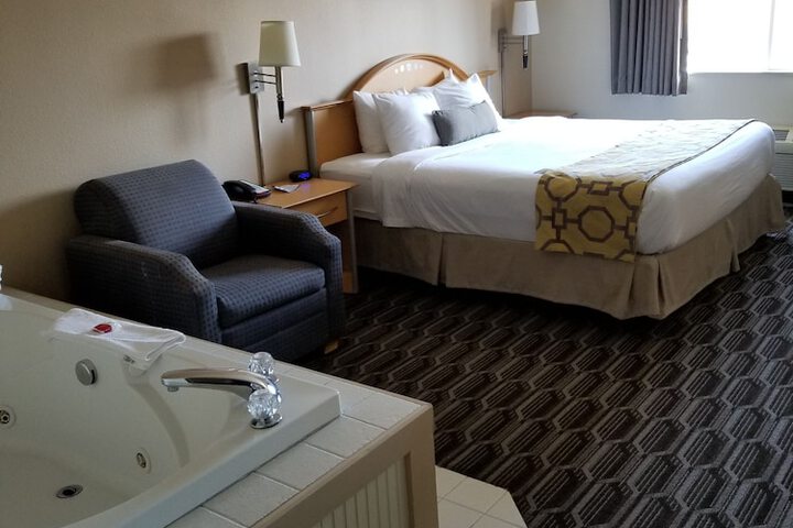 Baymont by Wyndham Noblesville