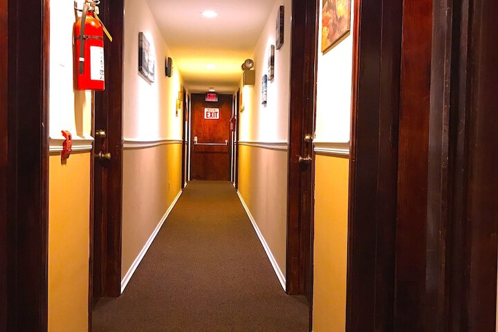 Room 19 of 36