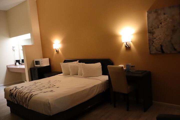 Room 14 of 45