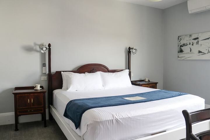 Emerson Inn