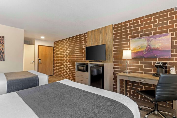 Best Western Plus Waterloo & Cedar Falls