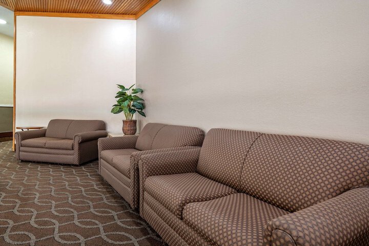 Hotel Interior 13 of 29