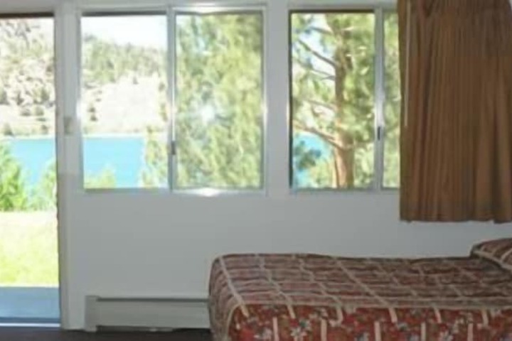 Boulder Lodge
