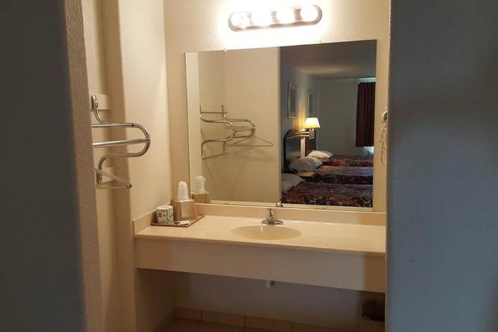 Room 20 of 49