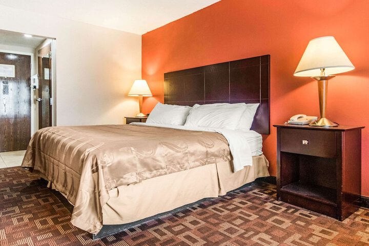 Quality Inn & Suites Lawrenceburg