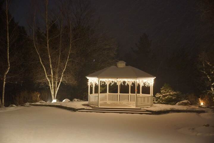 Summit Lodge