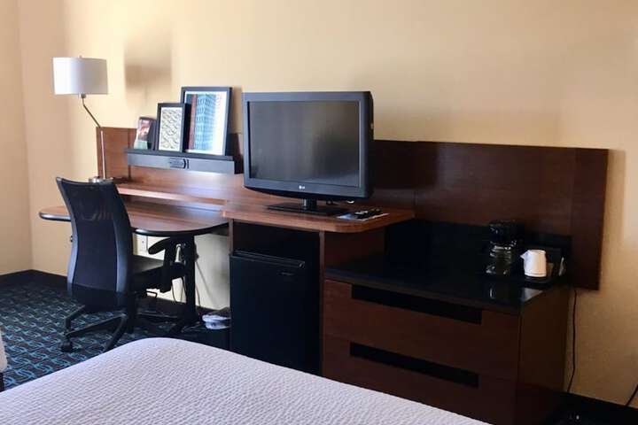 Room 15 of 26