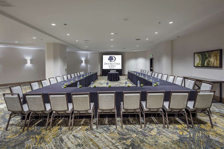 DoubleTree by Hilton Hotel Modesto