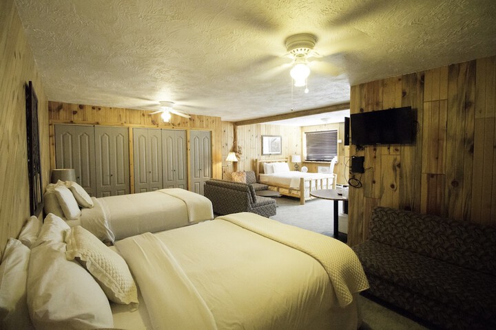 Room 5 of 43