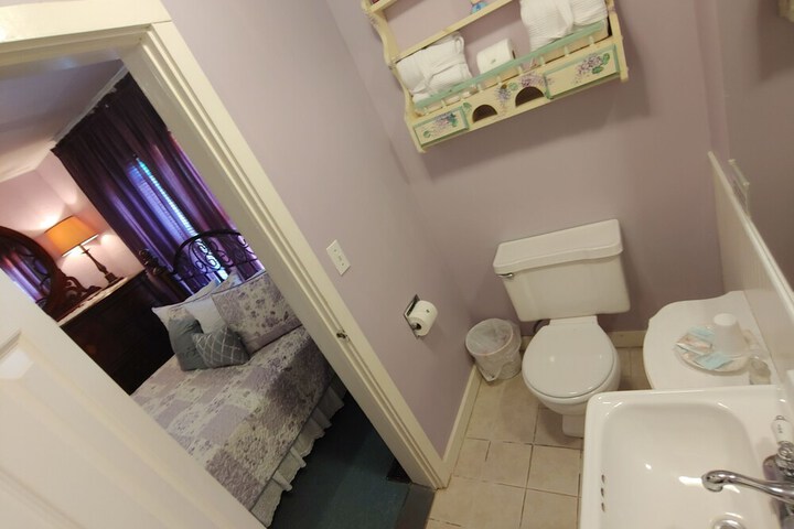 Island Guest House B & B