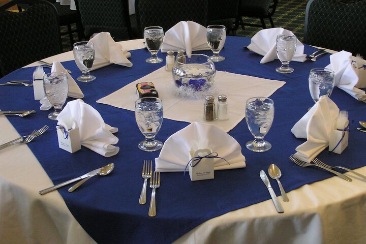 Ballroom/Hall 129 of 191
