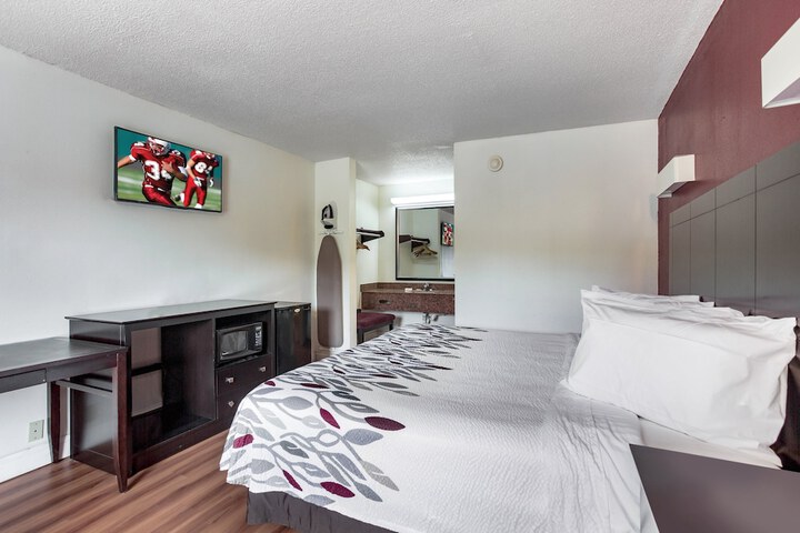 Room 21 of 31